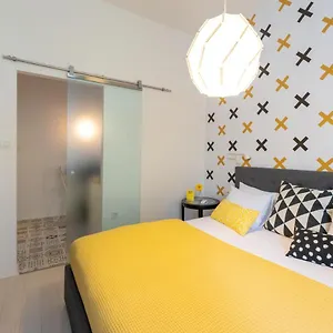 Nela Guest house Split